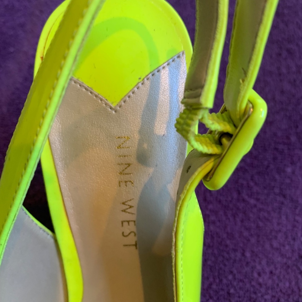Nine West Yellow Platform Wedge Sandals sz 8.5M - Picture 2 of 5